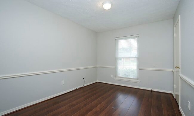 Building Photo - 18531 Lippizaner Dr