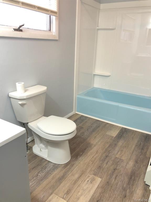 Building Photo - 9 Main St