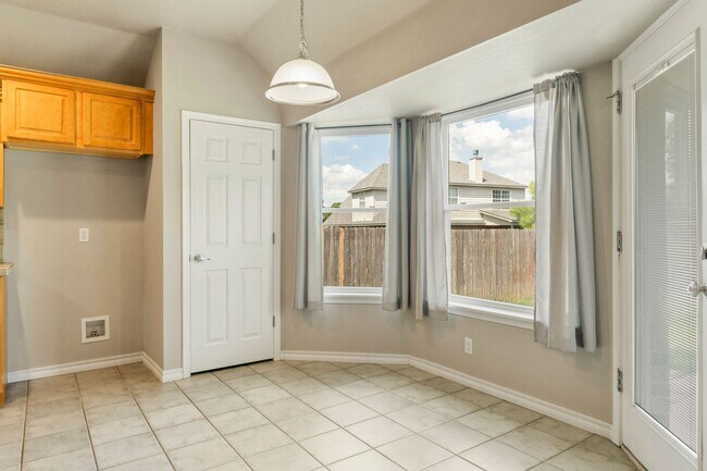 Building Photo - 3 bedroom home In Wakefield Crossing - Bix...
