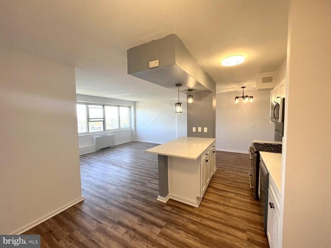 Building Photo - 1200 Marlton Pike