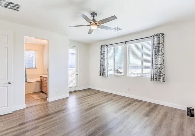 Building Photo - Summerlin Stunner- Spacious Backyard, Stri...