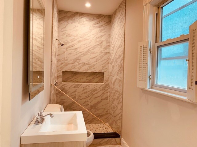 Building Photo - 22 Parker Hill Ave