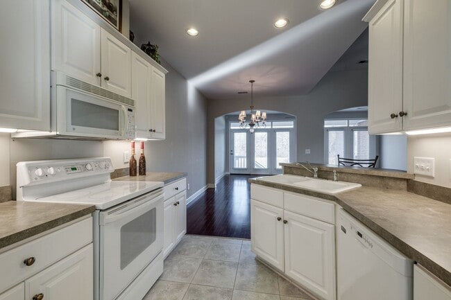 Building Photo - 218 Stoners Glen Ct