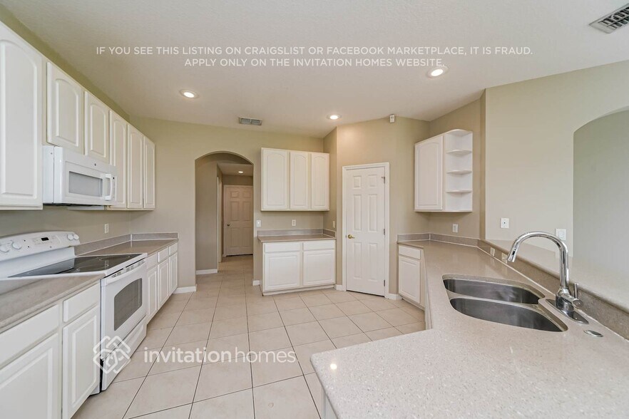 Building Photo - 2603 Maggiore Cir