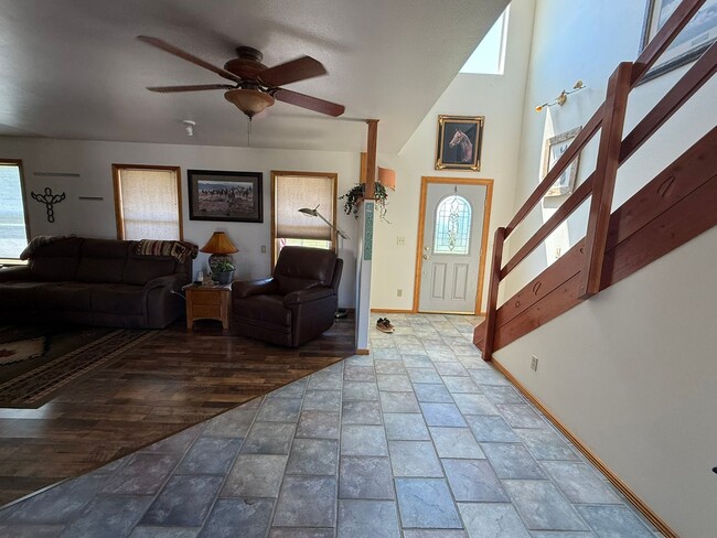Building Photo - Dream Stevensville Horse Property on 8 acres
