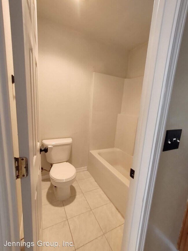 Building Photo - 4 br, 2 bath House - 5960 Geyser Peak Place