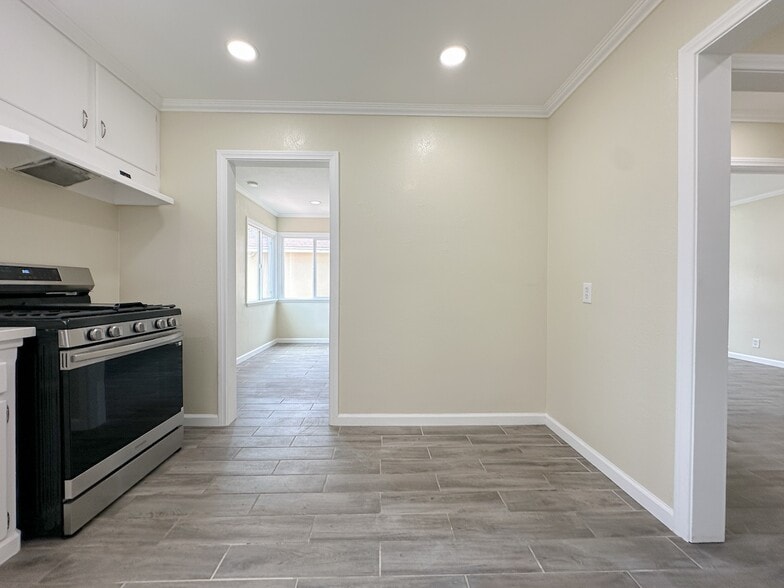 Building Photo - 4520 Marine Ave