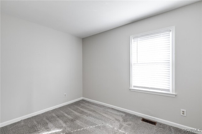 Building Photo - 1624 Mountain Pine Terrace
