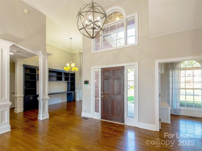 Building Photo - 1200 Mendenhall Ct