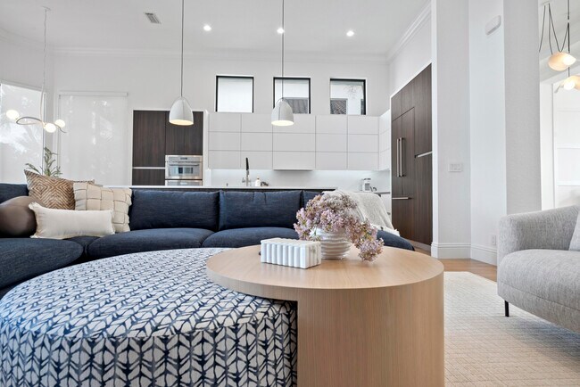 Building Photo - 5459 NW 41st Terrace