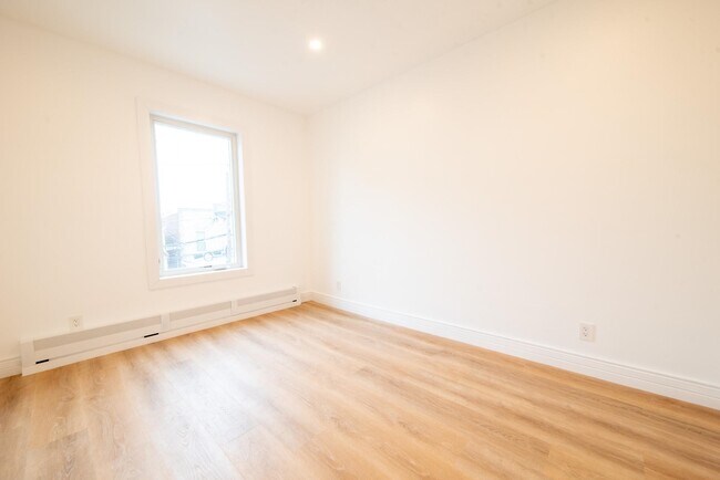 Building Photo - 4525 Brown St