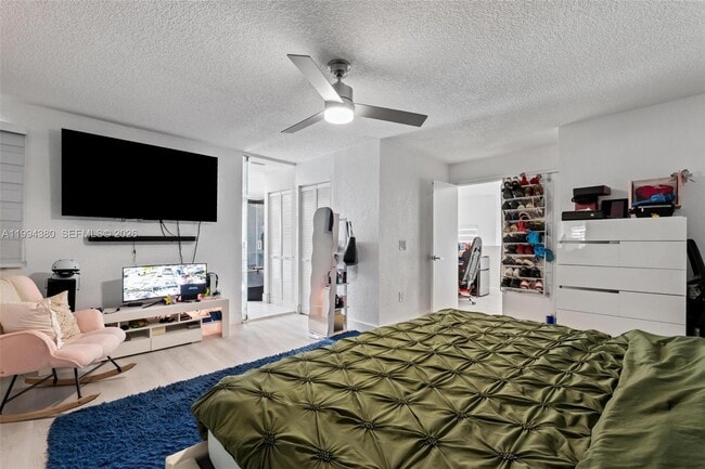 Building Photo - 15646 SW 97th Terrace