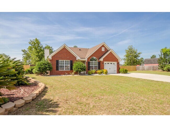 Building Photo - 3568 Crawfordville Dr