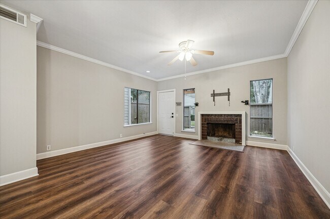 Building Photo - 1615 Prairie Mark Ln