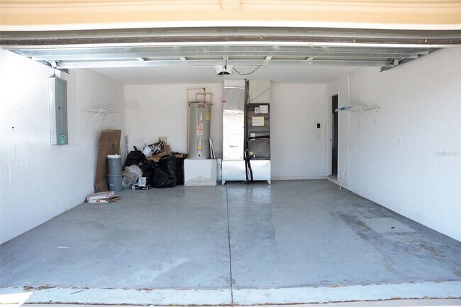Building Photo - 13700 SW 48th Ct