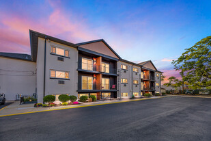 Building Photo - Greenway Village Apartments