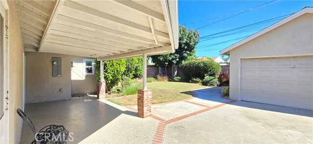 Building Photo - 3244 Hackett Ave