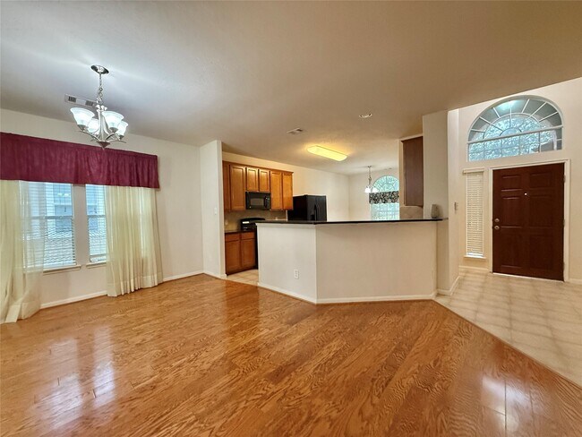 Building Photo - 7323 Boerne Creek Dr