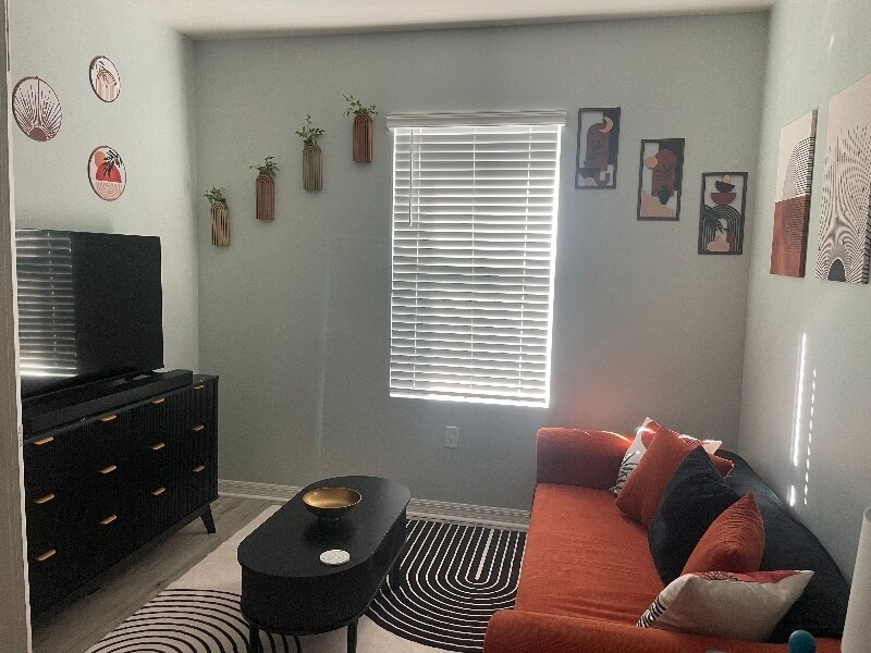 Building Photo - 7249 W Lenox Cir