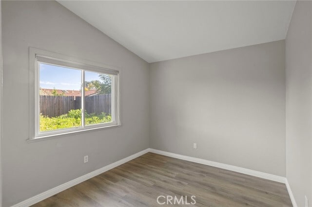 Building Photo - 39472 Long Ridge Dr