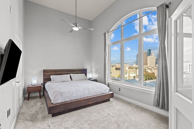 Building Photo - 1900 Genesee St