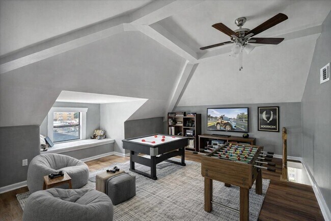 Building Photo - 156 N Tucker St