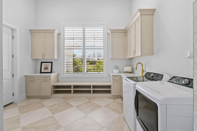 Building Photo - 9105 Whippoorwill Trail