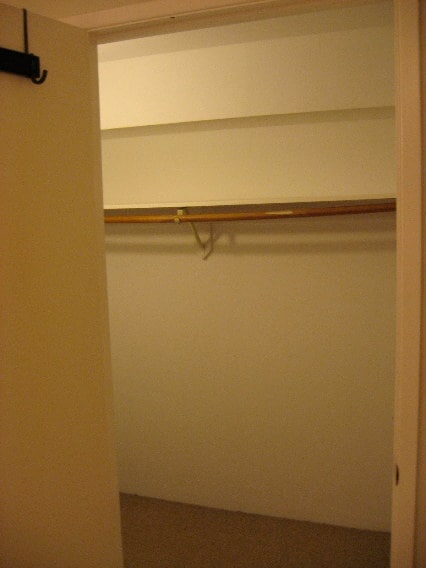 walk-in closet - 3506 Columbia St