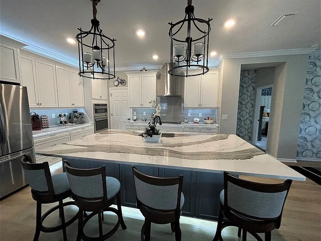 Quartz Countertops - 5617 Trevesta Pl