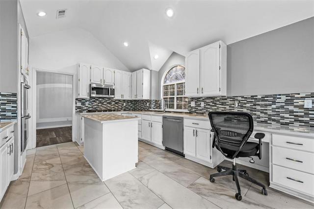 Building Photo - 5 Mesa Verde Ct