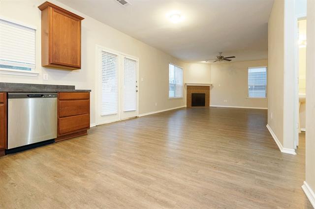 Building Photo - 1612 Cambridge Dr