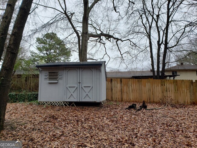 Building Photo - 313 Ridge Trail