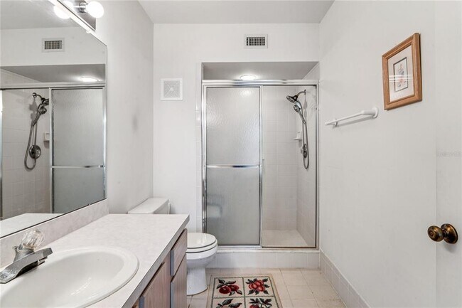 Building Photo - 2210 Utopian Dr E