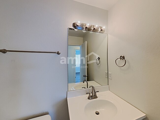 Building Photo - 6737 W Malissa Ann Dr