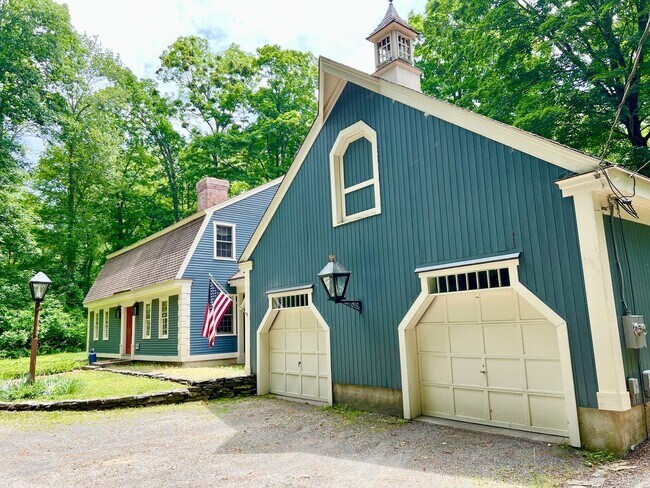 Building Photo - Private single family home for rent in East haddam