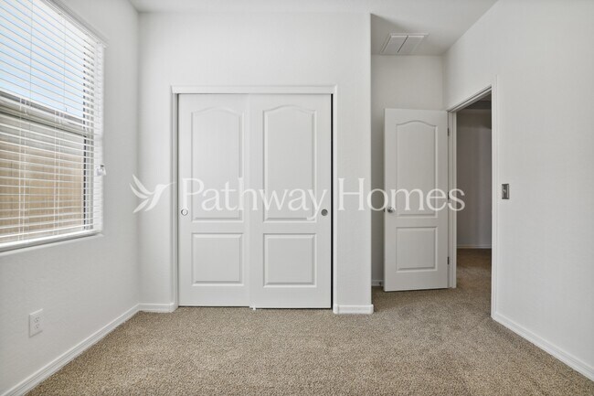 Building Photo - 8216 W Pueblo Ave