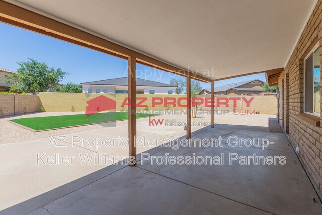Building Photo - 7660 W Palmaire Ave