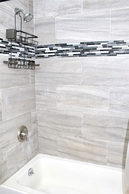 Building Photo - 15523 Cameo Ave