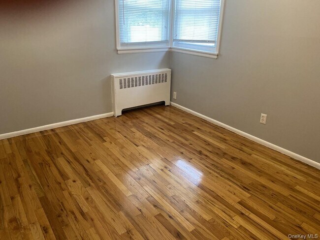 Building Photo - 3 Wensley Rd