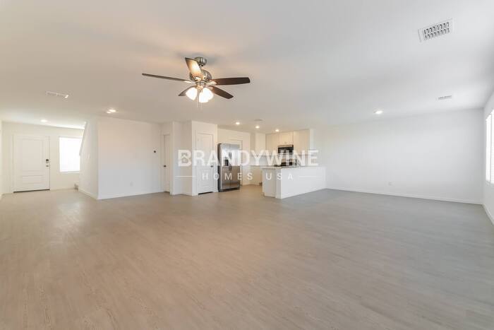 Building Photo - 260 Backcountry Dr