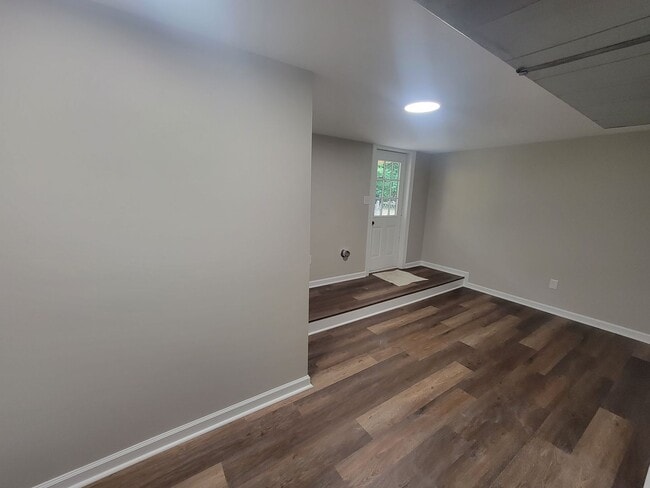 Building Photo - Harlem - Columbia County