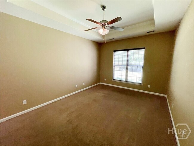 Building Photo - 216 Carlisle Way