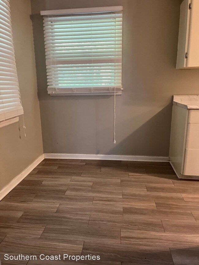Building Photo - 3 br, 2 bath House - 109 Harrison Drive