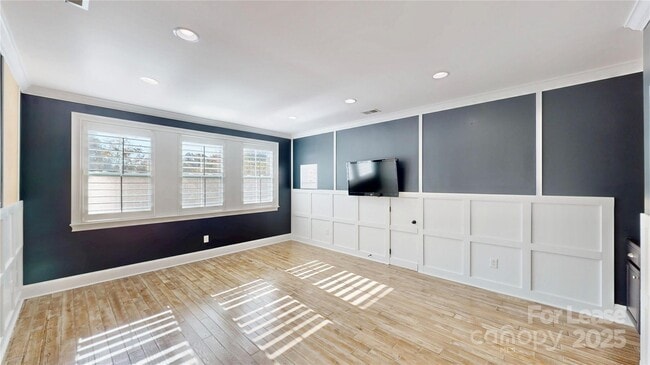 Building Photo - 11052 Preservation Park Dr