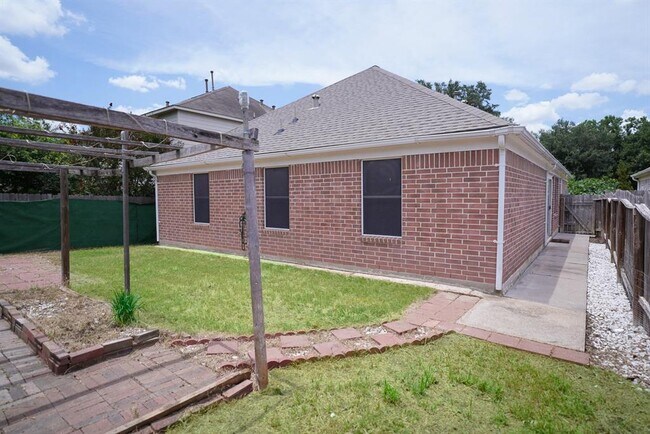 Building Photo - 19327 Camellia Knoll Trail
