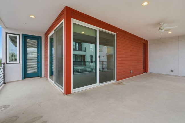 Building Photo - 1250 Abbey Ln