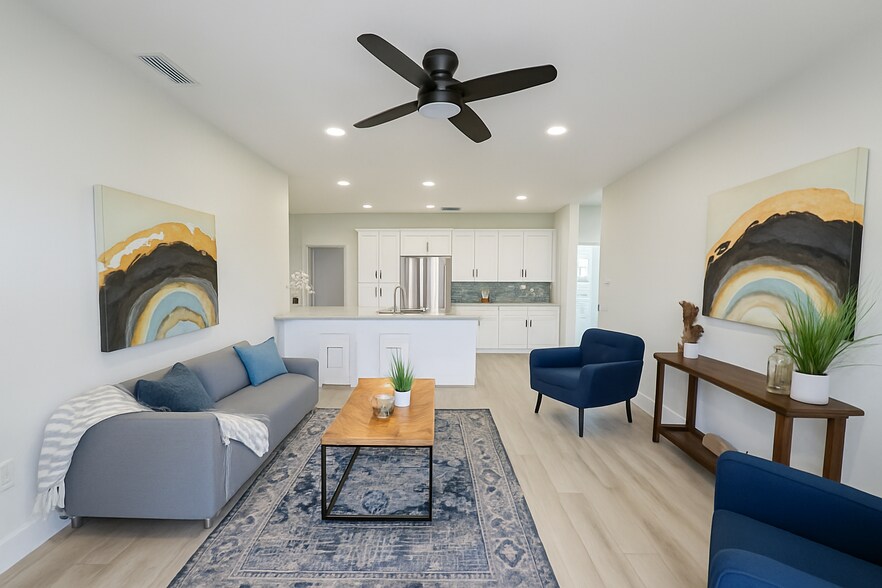 Building Photo - 13117 4th St E