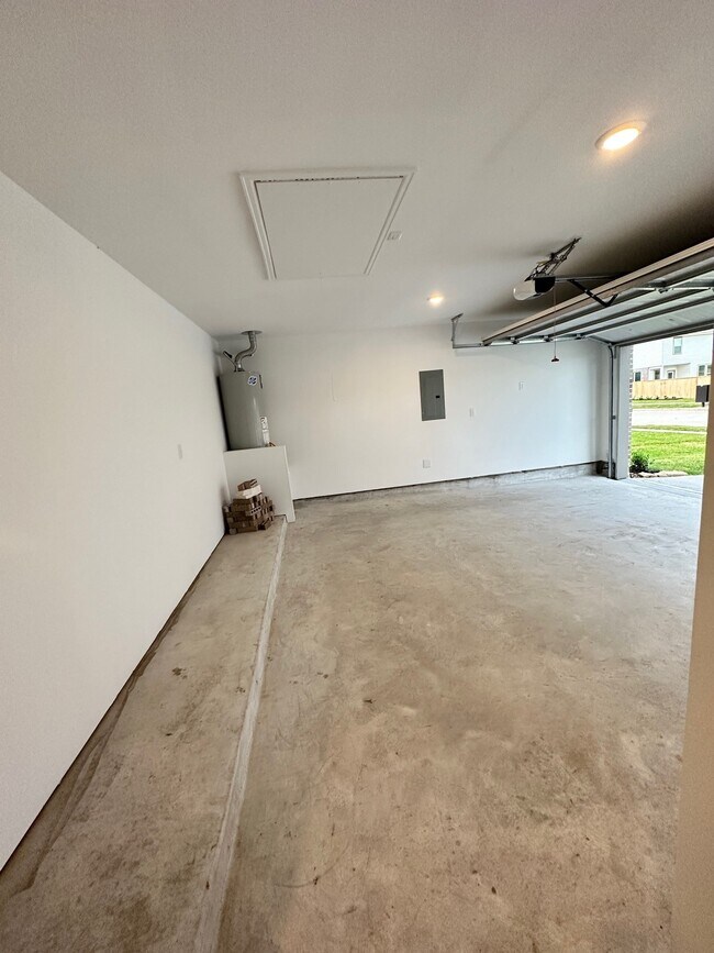 Building Photo - 5804 Knox Lndg Dr