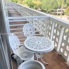 Building Photo - 1698 Jefferson Ave