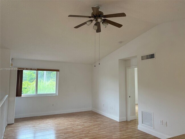 Building Photo - 8039 Lake Dr